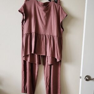 NWT - American Eagle Outfitters Mauve Two Piece Set - M